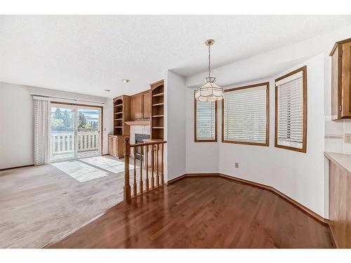 513 Hawkstone Drive Nw, Calgary, AB - Indoor Photo Showing Other Room