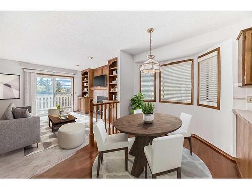 513 Hawkstone Drive Nw, Calgary, AB - Indoor Photo Showing Dining Room