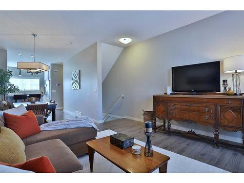 428 Nolan Hill Boulevard Nw, Calgary, AB - Indoor Photo Showing Living Room