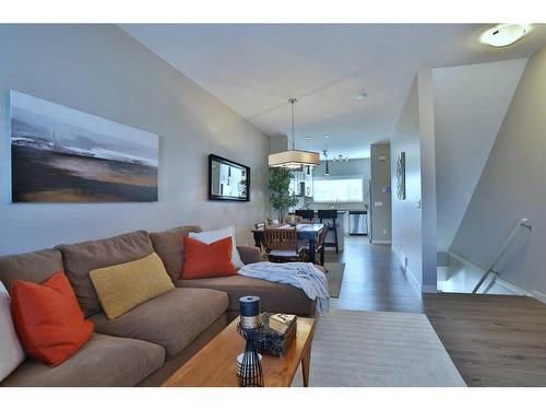 428 Nolan Hill Boulevard Nw, Calgary, AB - Indoor Photo Showing Living Room