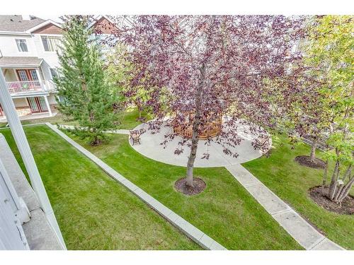 184 Hidden Creek Gardens Nw, Calgary, AB - Outdoor