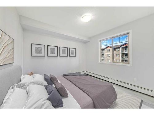 4216-60 Panatella Street Nw, Calgary, AB - Indoor Photo Showing Bedroom