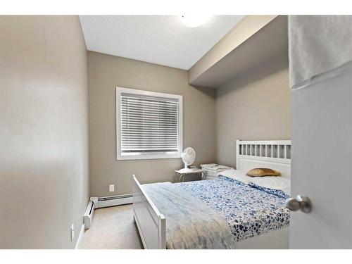 1605-4641 128 Avenue Ne, Calgary, AB - Indoor Photo Showing Bedroom