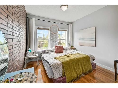 2112-5605 Henwood Street Sw, Calgary, AB - Indoor Photo Showing Bedroom