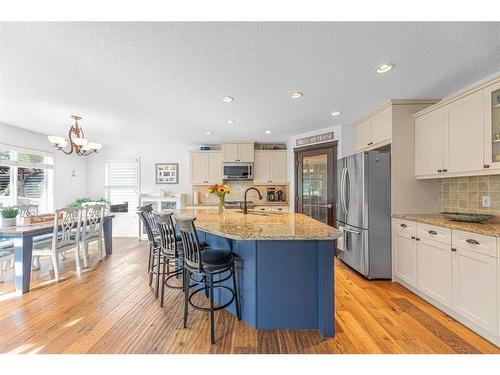 7 Jumping Pound Terrace, Cochrane, AB - Indoor Photo Showing Kitchen With Upgraded Kitchen