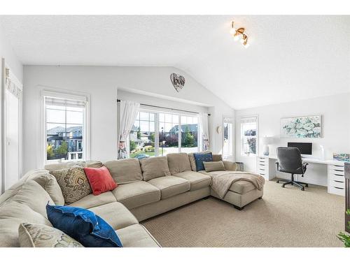 7 Jumping Pound Terrace, Cochrane, AB - Indoor Photo Showing Living Room