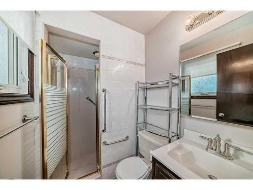 88 Templeson Way Ne, Calgary, AB - Indoor Photo Showing Bathroom