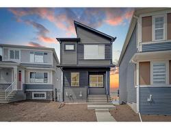 282 Aquila Way NW Calgary, AB T3R 1S6