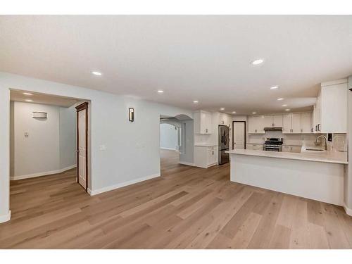 108 Cove Road, Chestermere, AB - Indoor Photo Showing Kitchen