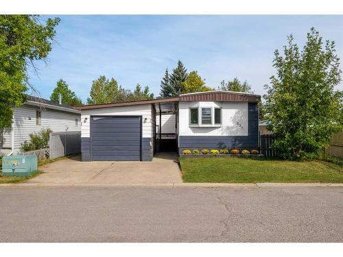 826 Brentwood Crescent, Strathmore, AB - Outdoor