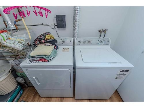 23-2511 38 Street Ne, Calgary, AB - Indoor Photo Showing Laundry Room