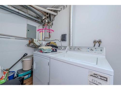 23-2511 38 Street Ne, Calgary, AB - Indoor Photo Showing Laundry Room