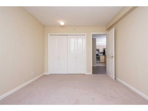 206-804 3 Avenue Sw, Calgary, AB - Indoor Photo Showing Other Room