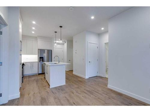 1121-395 Skyview Parkway Ne, Calgary, AB - Indoor Photo Showing Kitchen