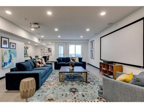 1121-395 Skyview Parkway Ne, Calgary, AB - Indoor Photo Showing Living Room