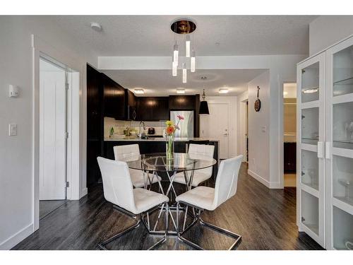 219-15 Aspenmont Heights Sw, Calgary, AB - Indoor Photo Showing Dining Room