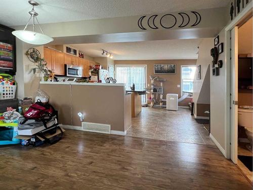 3180 New Brighton Gardens Se, Calgary, AB - Indoor