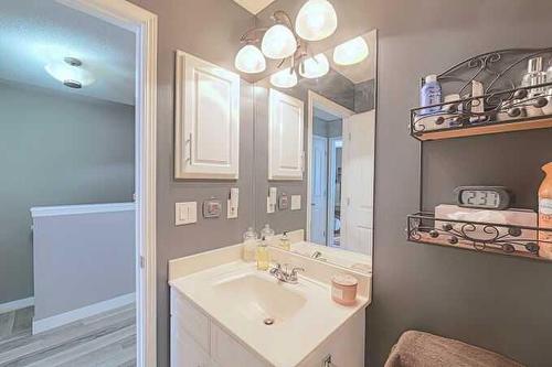 130 Cramond Place Se, Calgary, AB - Indoor Photo Showing Bathroom