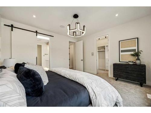 2433 6 Avenue Nw, Calgary, AB - Indoor Photo Showing Bedroom