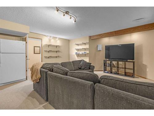 1093 Cranston Drive Se, Calgary, AB - Indoor Photo Showing Living Room