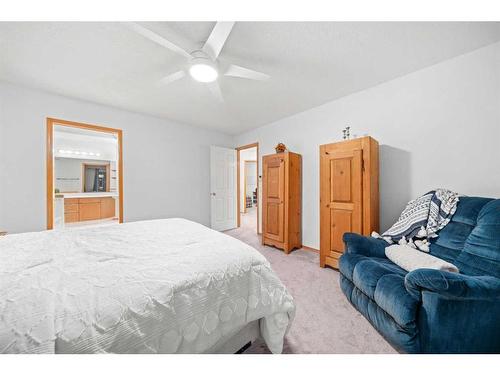 86 Cranfield Crescent Se, Calgary, AB - Indoor Photo Showing Bedroom