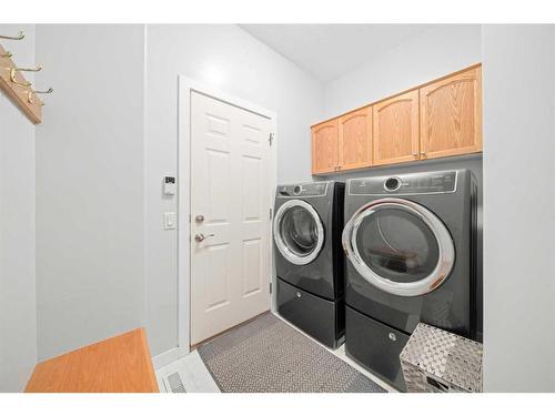 86 Cranfield Crescent Se, Calgary, AB - Indoor Photo Showing Laundry Room