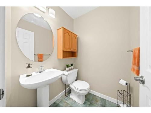 86 Cranfield Crescent Se, Calgary, AB - Indoor Photo Showing Bathroom