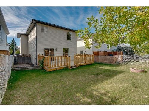 24 Tuscarora Place Nw, Calgary, AB - Outdoor With Deck Patio Veranda