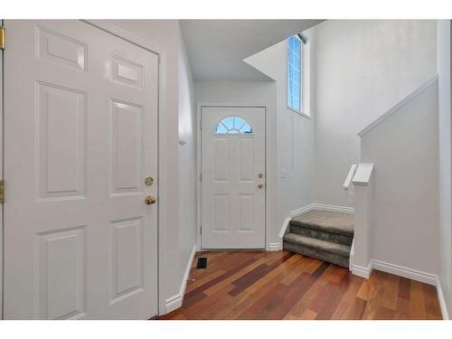 24 Tuscarora Place Nw, Calgary, AB - Indoor Photo Showing Other Room