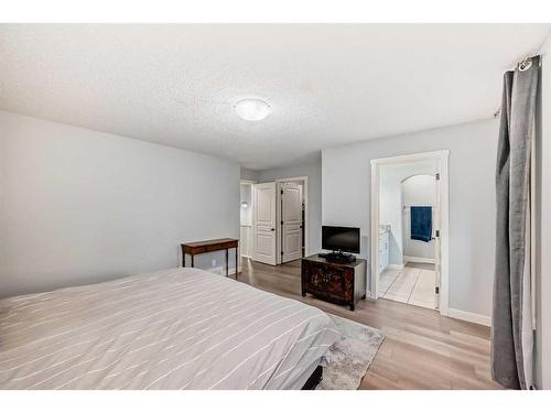 73 Cranleigh Heath Se, Calgary, AB - Indoor Photo Showing Bedroom