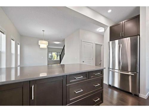 80 Copperpond Parade Se, Calgary, AB - Indoor Photo Showing Kitchen