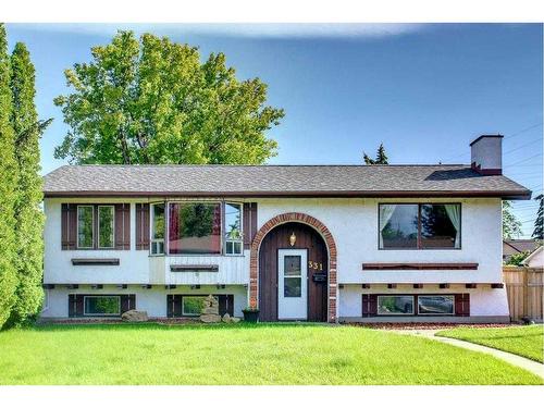 331 Huntridge Road Ne, Calgary, AB - Outdoor With Facade