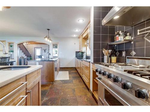 40303 Range Road 222, Rural Lacombe County, AB - Indoor Photo Showing Kitchen