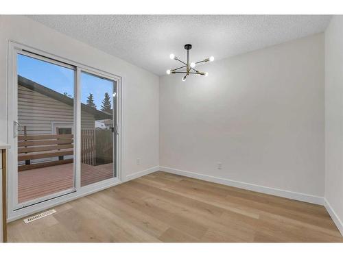 38 Templeson Crescent Ne, Calgary, AB - Indoor Photo Showing Bathroom