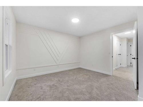 38 Templeson Crescent Ne, Calgary, AB - Indoor Photo Showing Bedroom