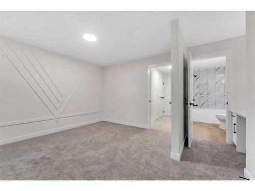 38 Templeson Crescent Ne, Calgary, AB - Indoor Photo Showing Other Room