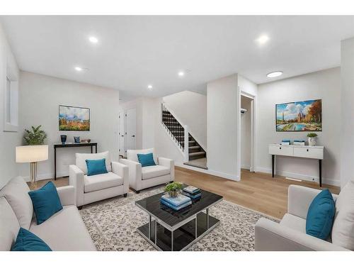 38 Templeson Crescent Ne, Calgary, AB - Indoor Photo Showing Living Room