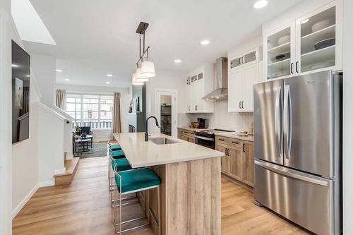 367 Sora Boulevard Se, Calgary, AB - Indoor Photo Showing Kitchen With Upgraded Kitchen