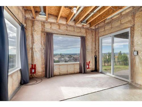 72 Sunset Close, Cochrane, AB - Indoor