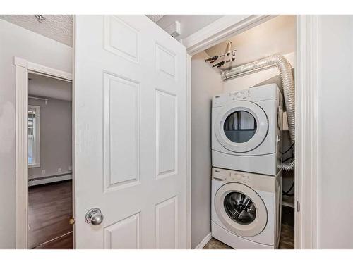 105-112 14 Avenue Se, Calgary, AB - Indoor Photo Showing Laundry Room