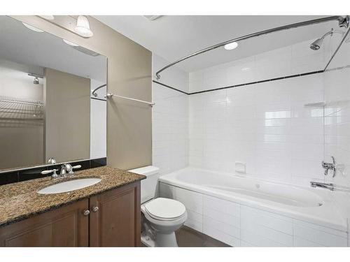 703-910 5 Avenue Sw, Calgary, AB - Indoor Photo Showing Bathroom