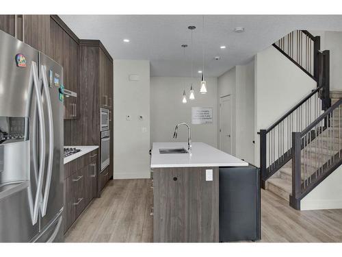 2-1929 36 Street Sw, Calgary, AB - Indoor Photo Showing Kitchen With Upgraded Kitchen