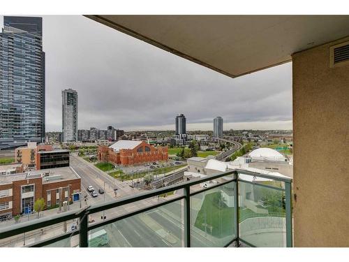 907-1121 6 Avenue Sw, Calgary, AB - Outdoor With View