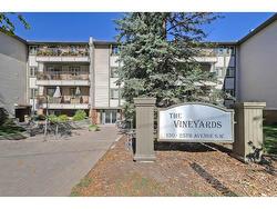 209-130 25 Avenue SW Calgary, AB T2S 0K9