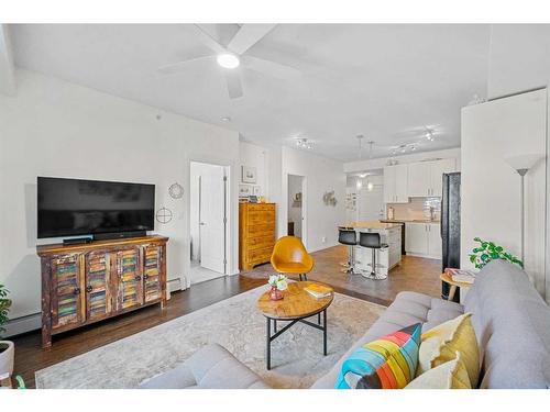 3402-755 Copperpond Boulevard Se, Calgary, AB - Indoor Photo Showing Living Room