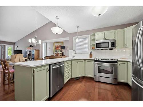 78 Rivercrest Villas Se, Calgary, AB - Indoor Photo Showing Kitchen With Stainless Steel Kitchen With Upgraded Kitchen