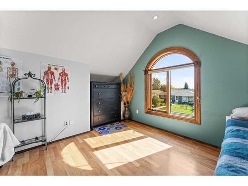 5060 49 Avenue, Stavely, AB - Indoor Photo Showing Bedroom