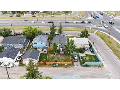 1027 Pinecliff Drive Ne, Calgary, AB - Outdoor With View