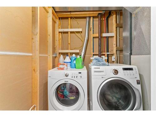 224 Covington Place Ne, Calgary, AB - Indoor Photo Showing Laundry Room