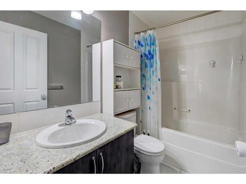 108 Skyview Springs Manor Ne, Calgary, AB - Indoor Photo Showing Bathroom